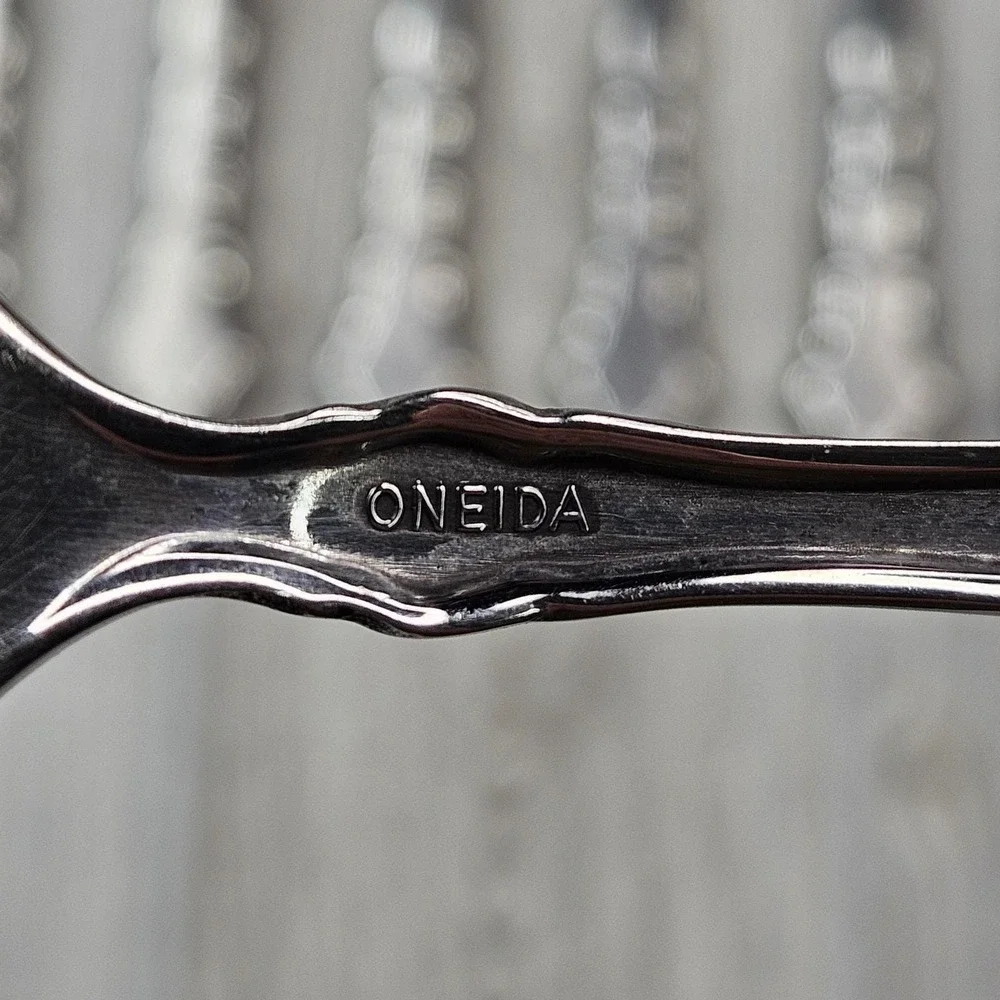 Oneida satinique flatware
